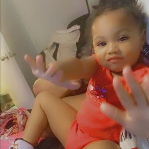 Meet your Posher, Shai